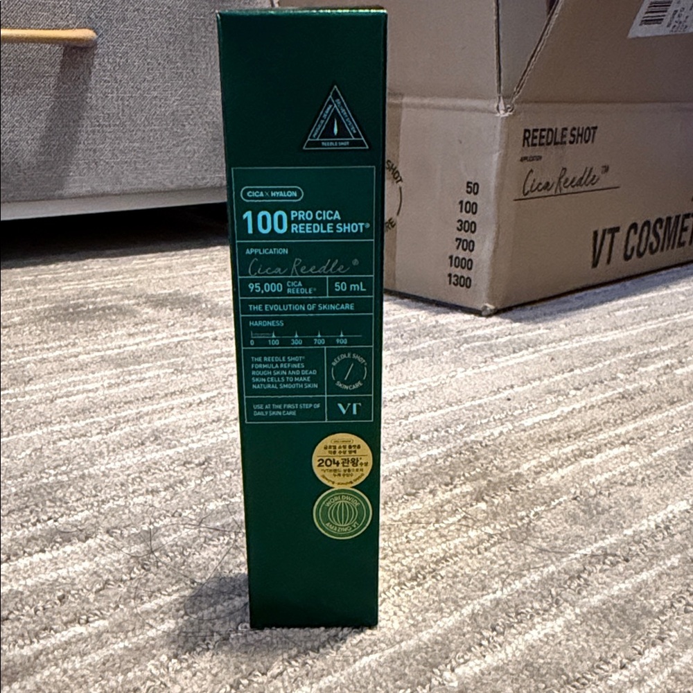 VT Cosmetics Pro Cica Needleshot Serum - Green
